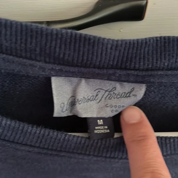 Crew neck sweatshirt - Picture 2 of 2